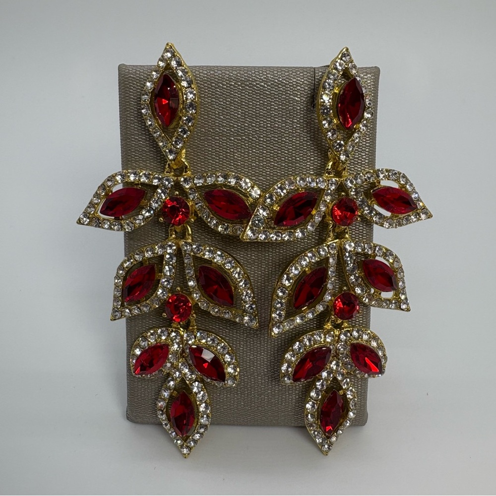 Red Studded Gold Tone Leaf Crystal Rhinestone Dangle Fashion Earrings, Brand New
